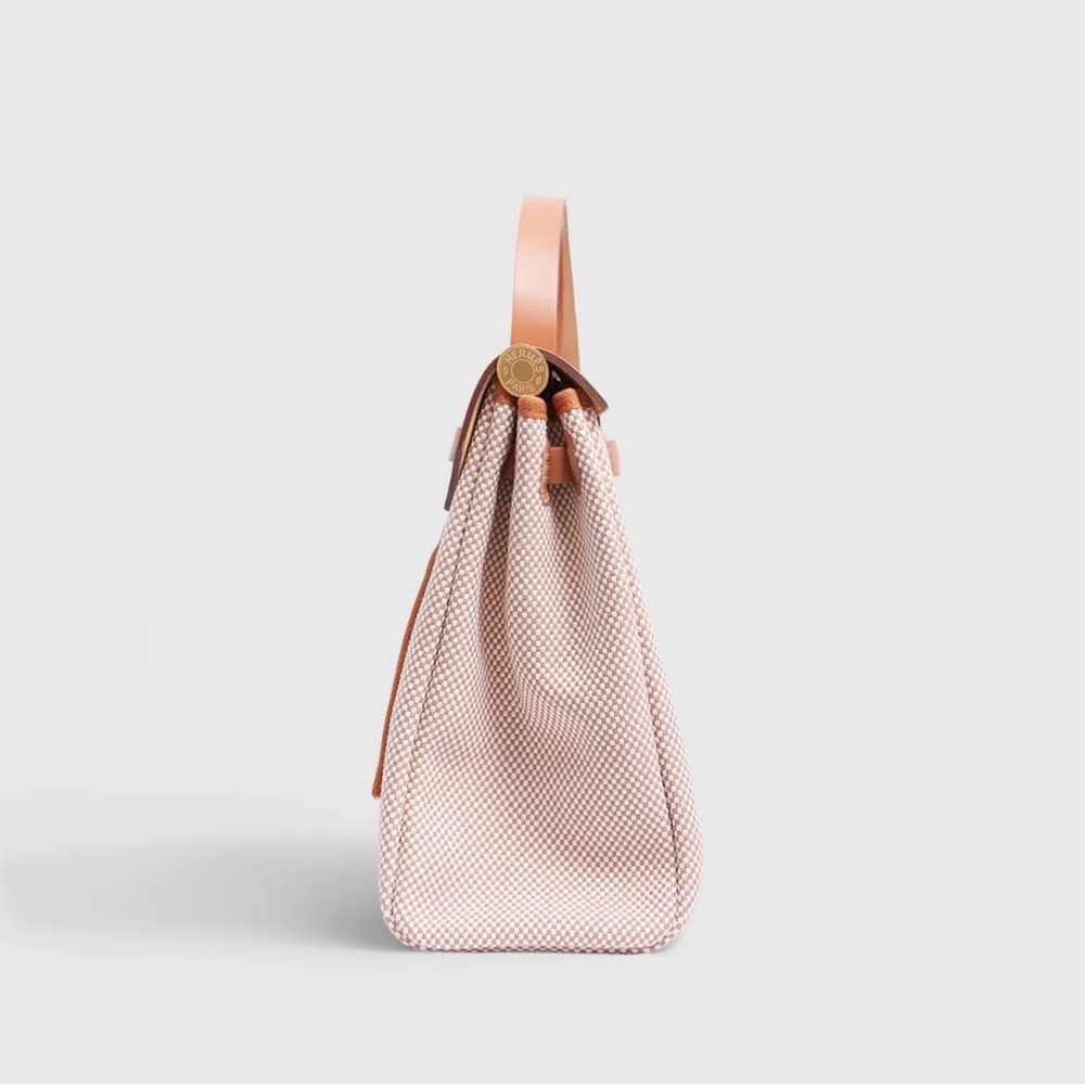 Hermes - Picture 6 of 6